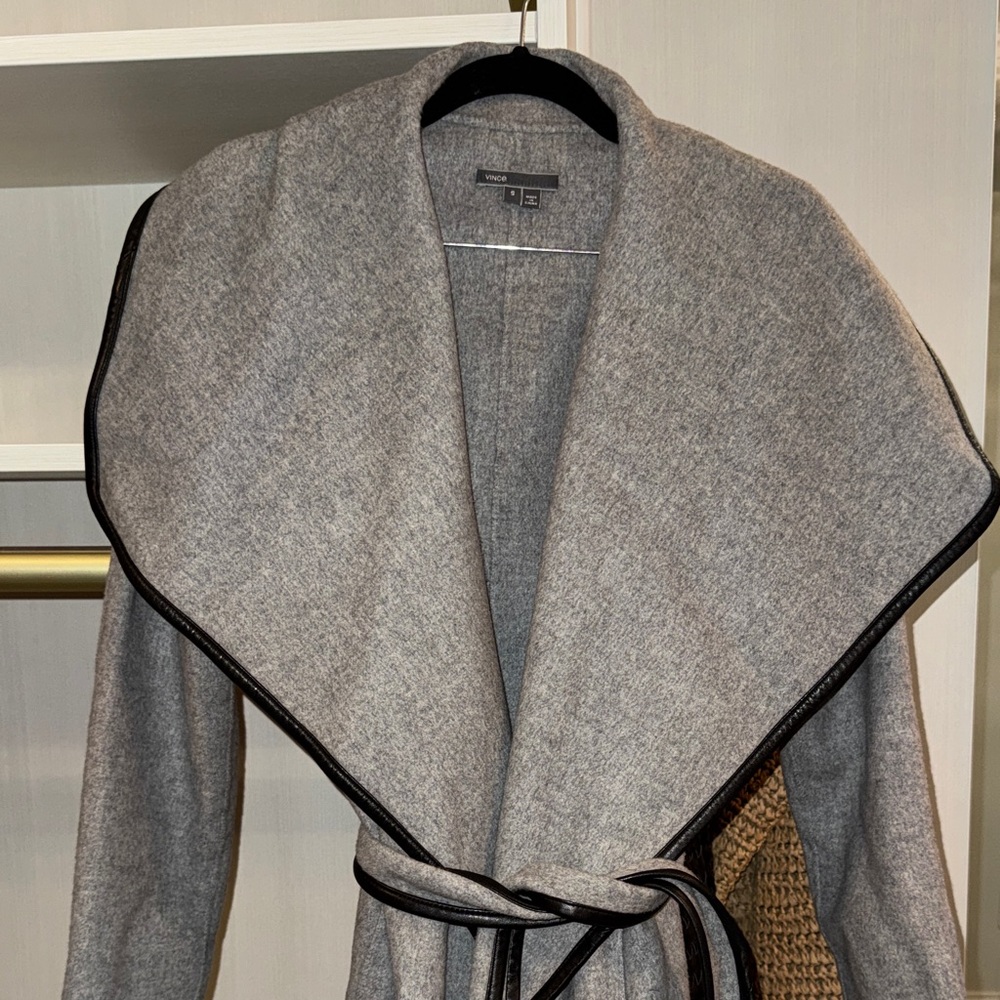VINCE Gray coat / jacket with black leather trim size small - Picture 3 of 9